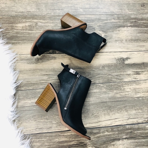 Circus by Sam Edelman Shoes - Circus | Sam Edelman Black Bootie Kammi